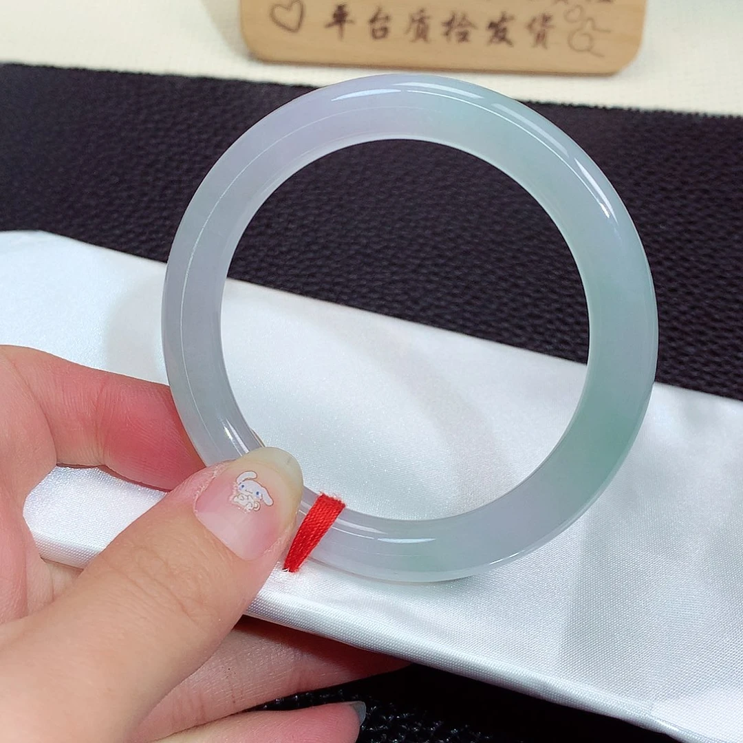 翡翠手镯未镶嵌589号