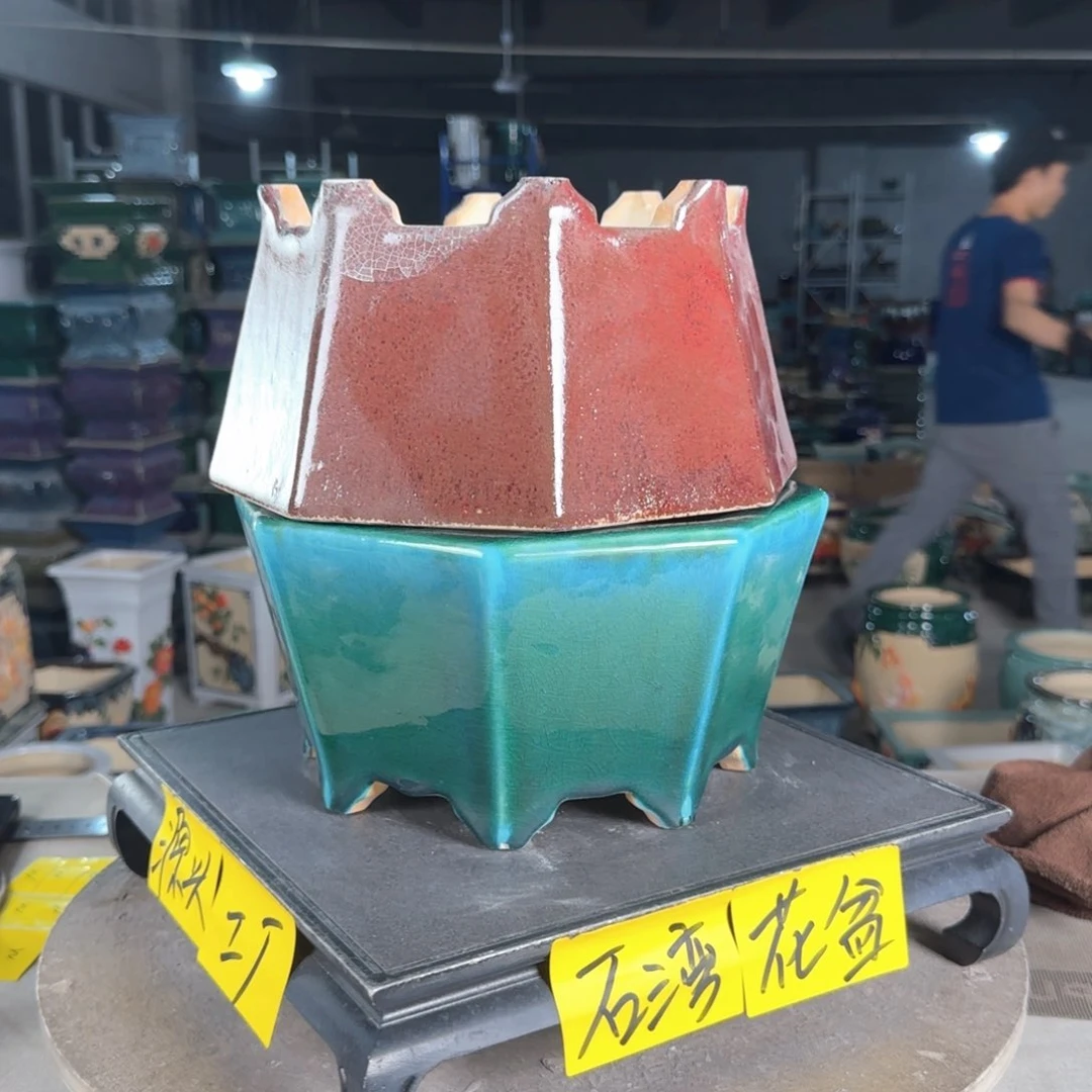 一风堂石湾花盆  内口21，内深10俭*徳瑕疵