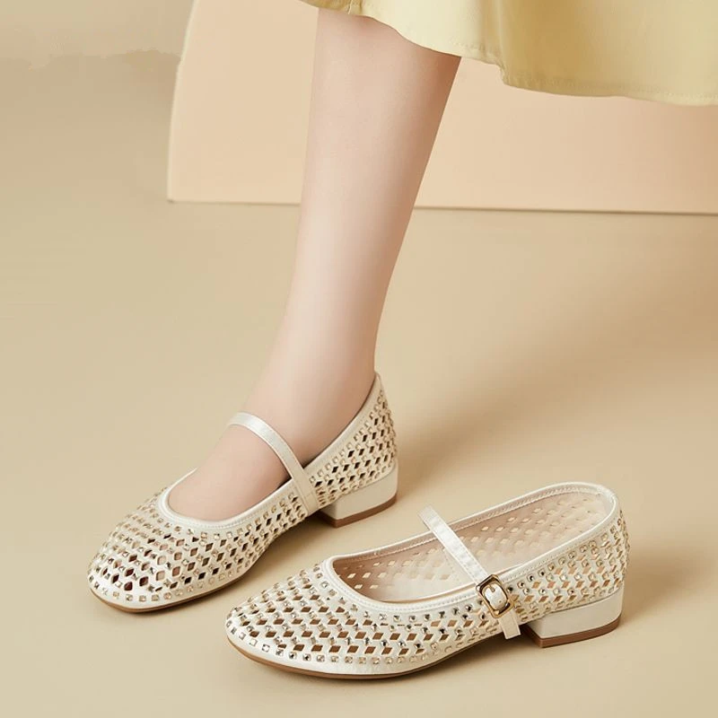 鞋子镂空透气玛丽珍鞋女款2025新款夏季舒适低跟浅口单鞋妈妈鞋