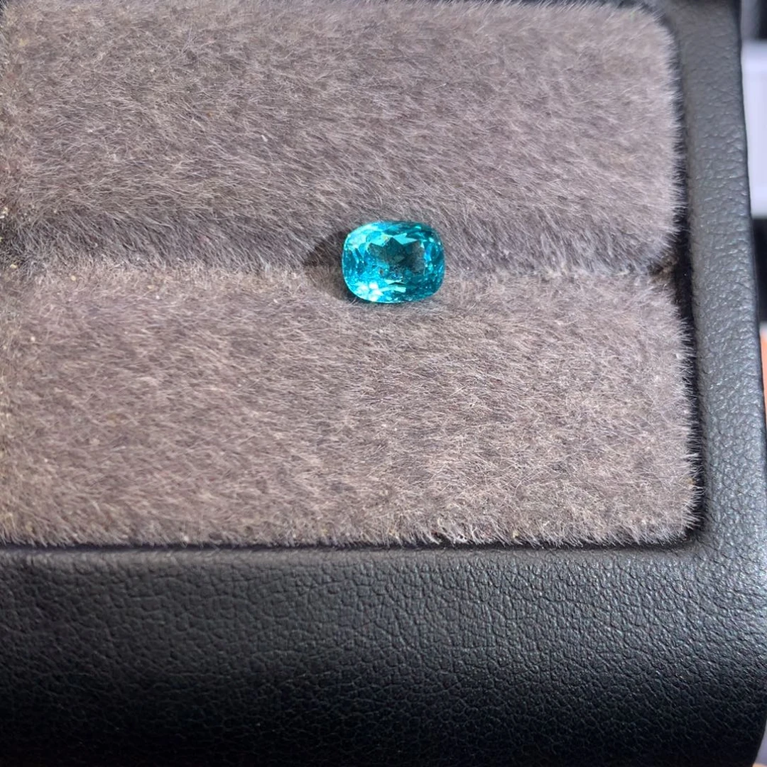 裸石未镶嵌磷灰石1.18ct