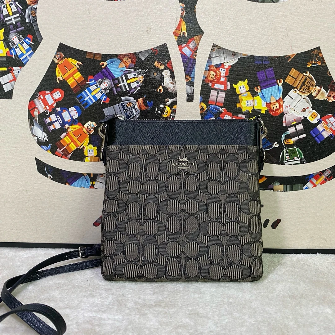 95新 COACH/蔻驰 21287斜挎包20*22