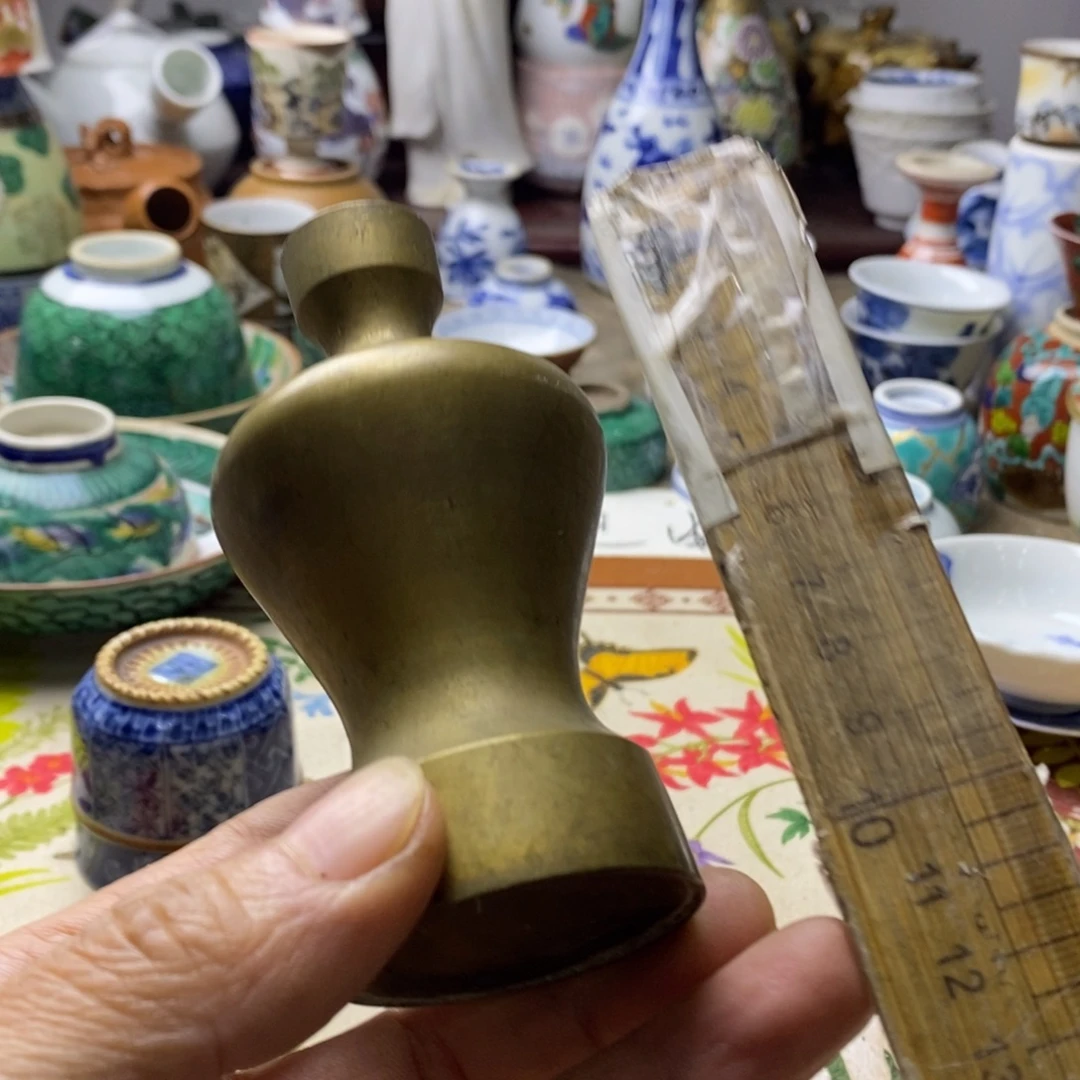 瓷片飞机延误两三时突然发生交通