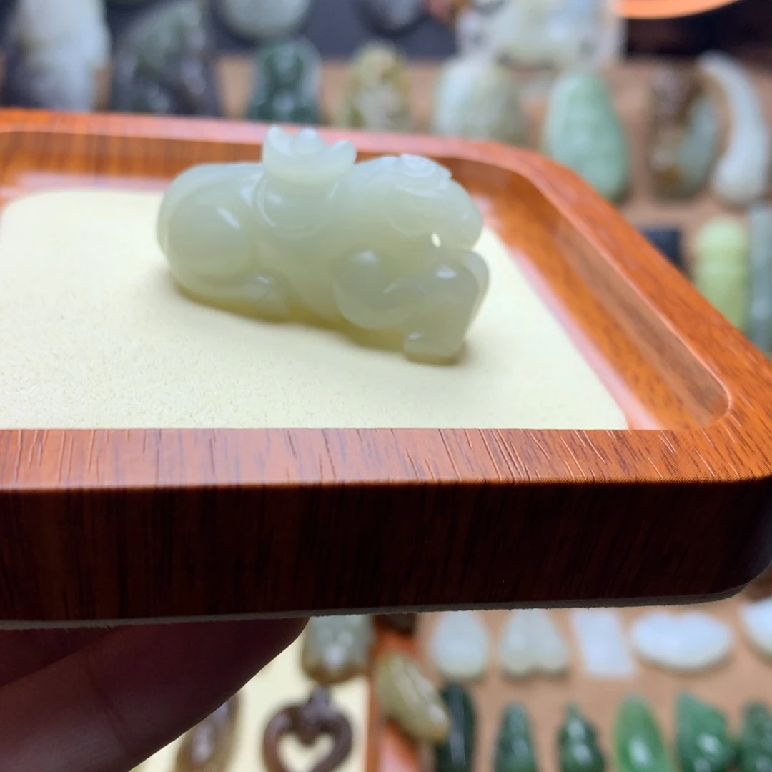 和田玉挂件未镶嵌