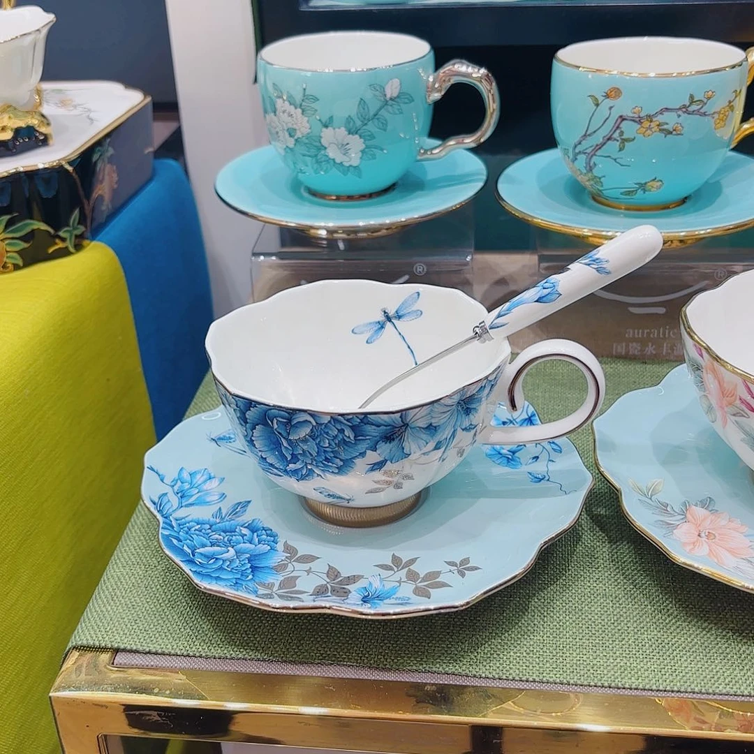 陶瓷铂金青花咖啡壶碟