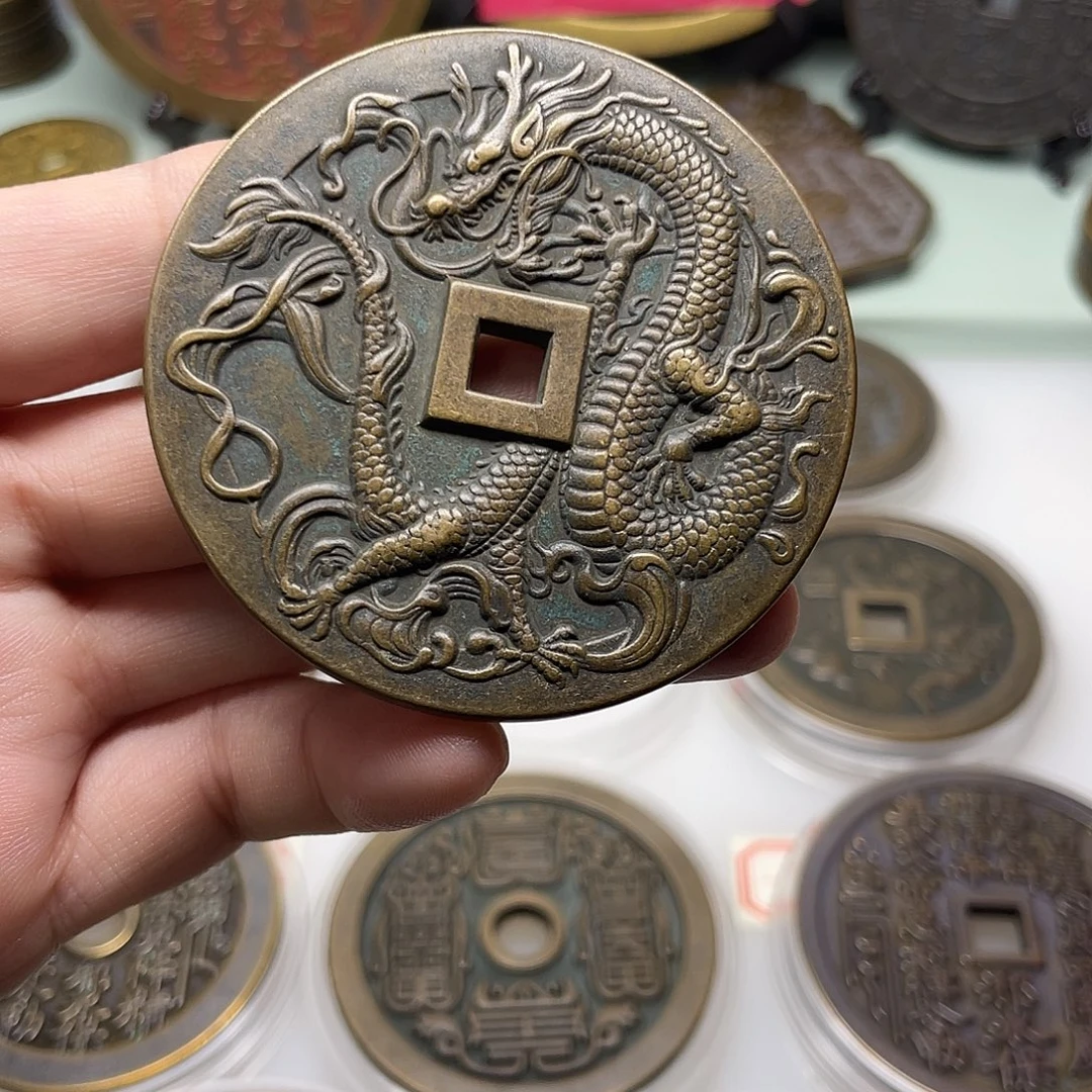铜风磨铜材质，退役母钱（63.9mm)