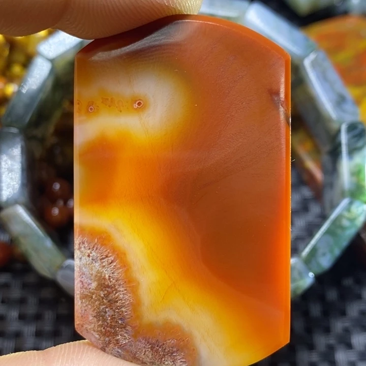 玛瑙/玉髓颈饰未镶嵌胡*月