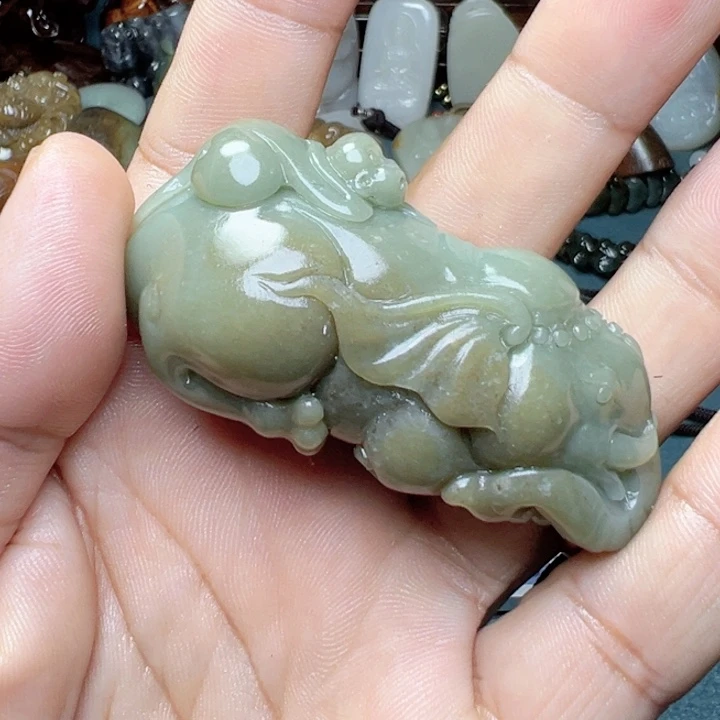 壮***壮和田玉未镶嵌把件