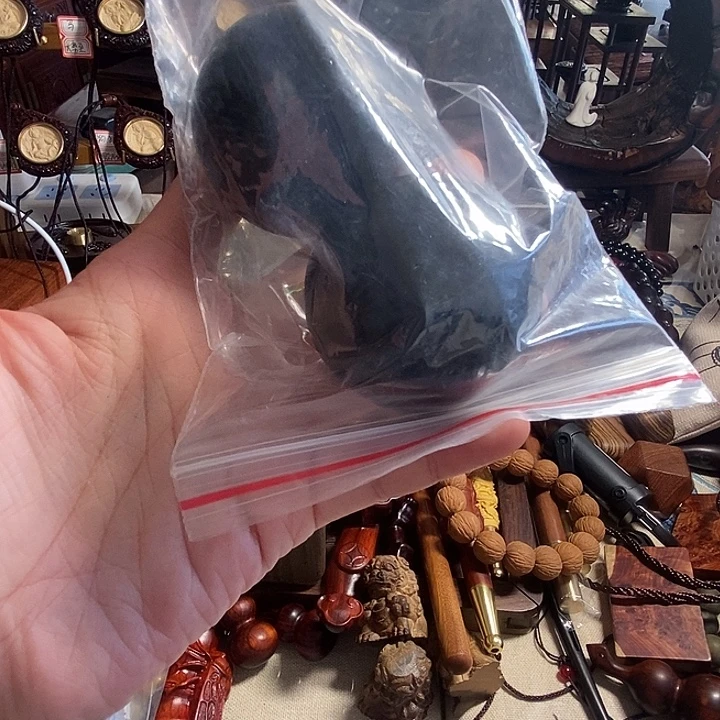 林***原黑酸枝木类紫光檀手球