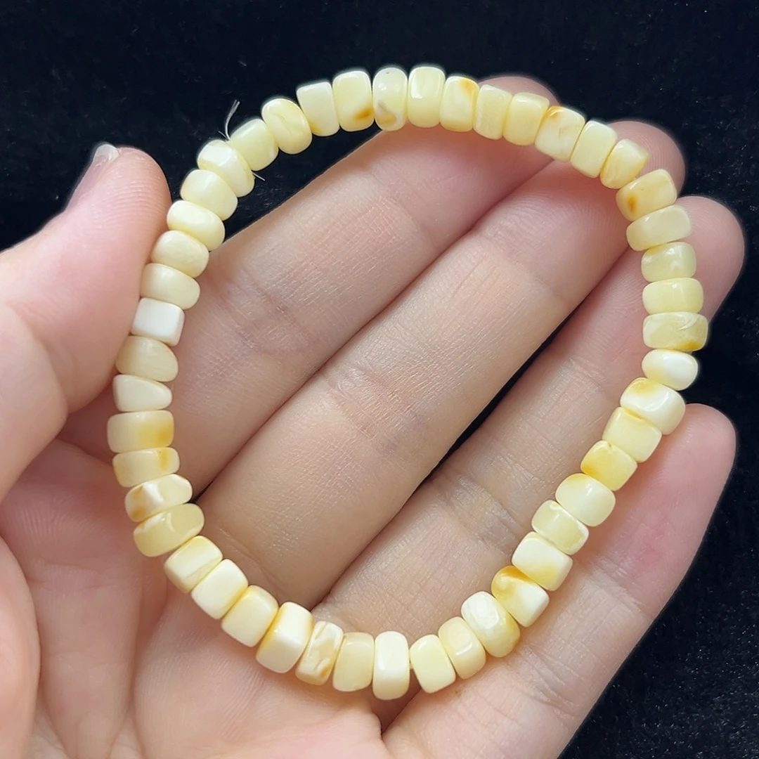 未镶嵌琥珀珠宝奇石