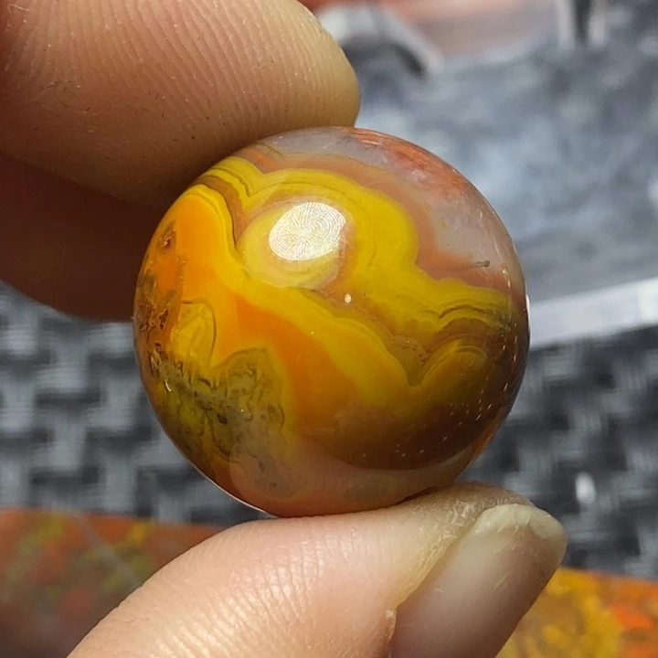 玛瑙/玉髓颈饰未镶嵌快****乐
