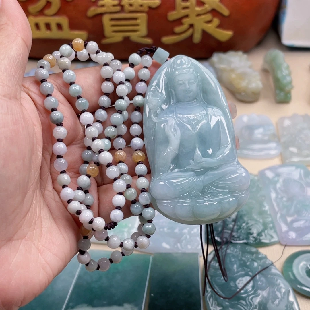 我***～颈饰未镶嵌翡翠大势至