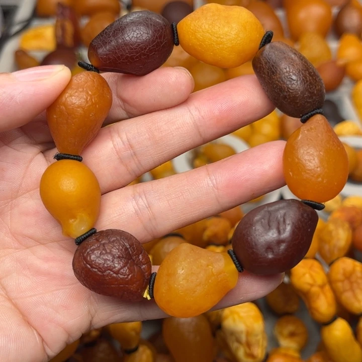 琥珀未镶嵌裸石天然蜜蜡手串