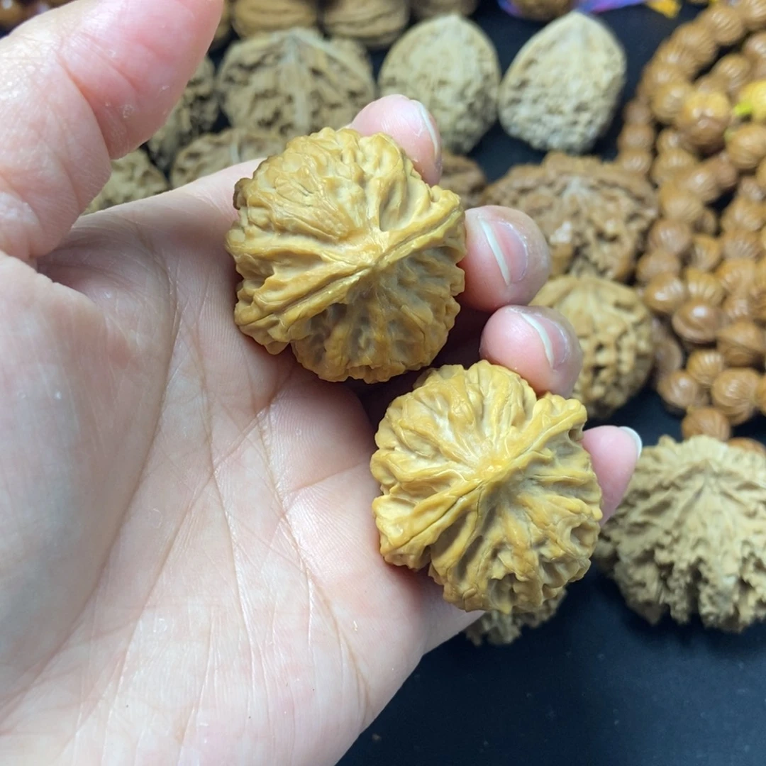 桃核把件秦岭核桃平地狮子头36