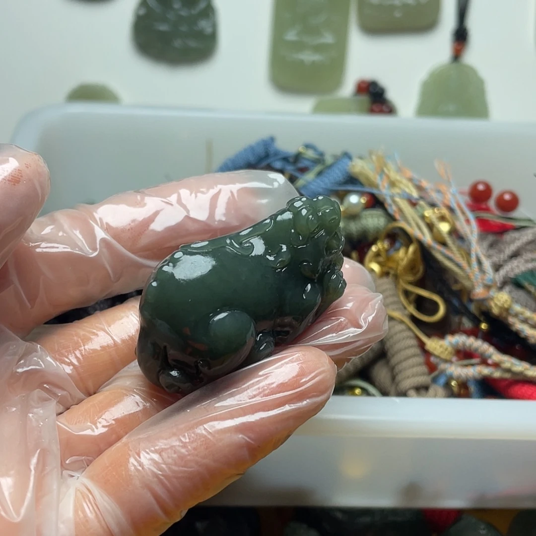 【闪购商品】和田玉颈饰未镶嵌私**号