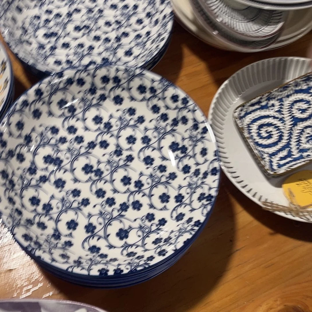 瓷      8寸温佩家 数量是2