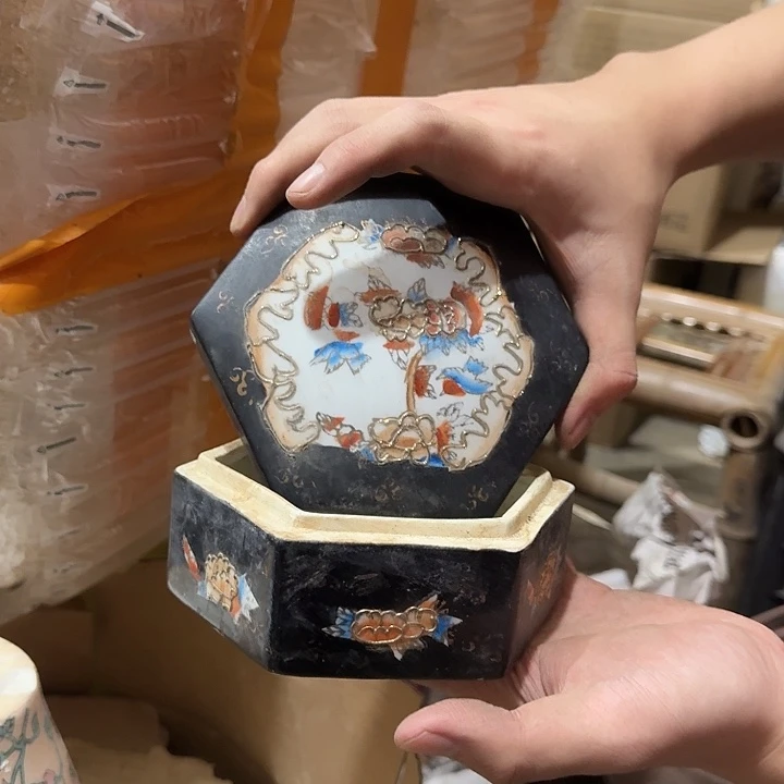 陶陶瓷，默认微瑕，介意勿拍