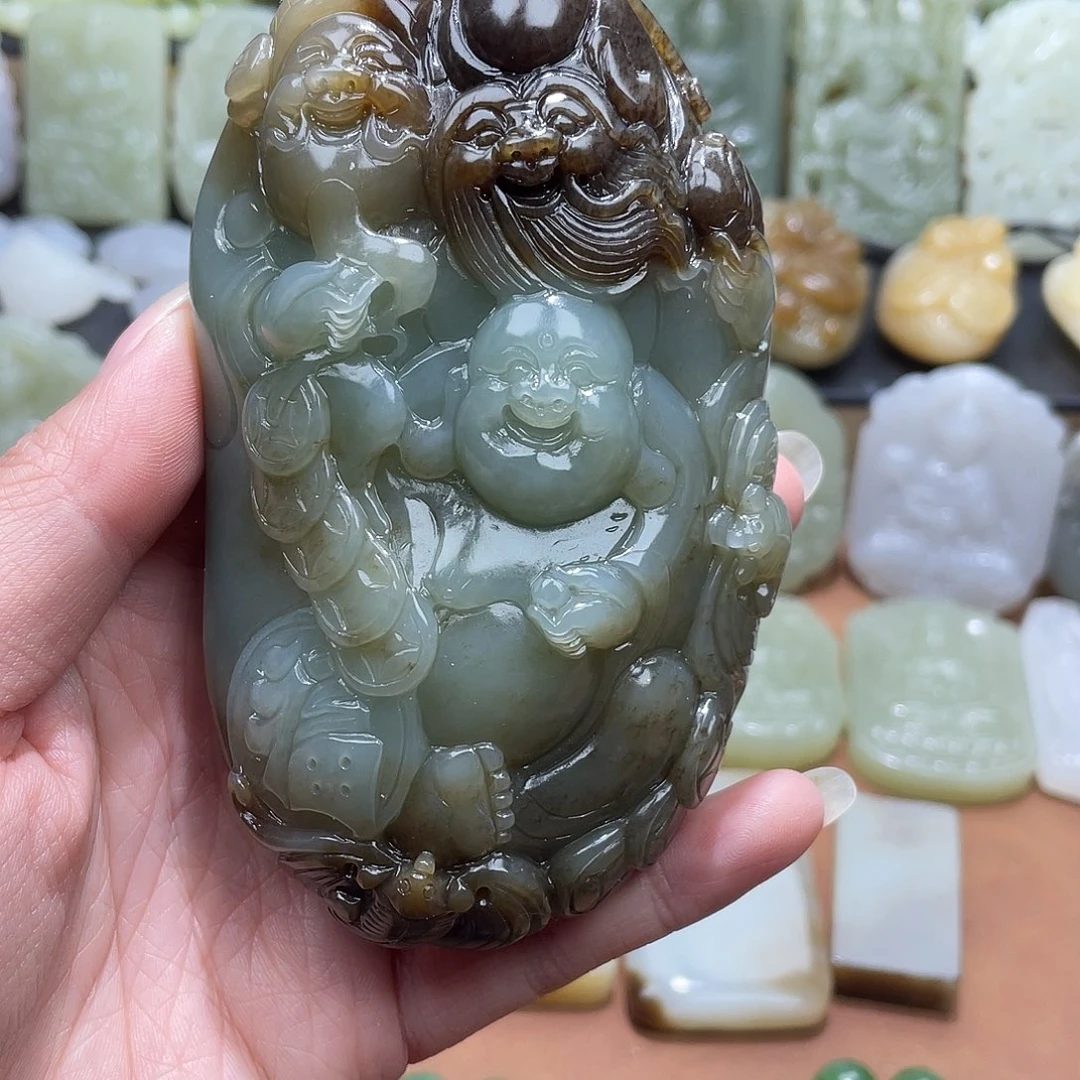 和田玉未镶嵌吊坠(赠链)
