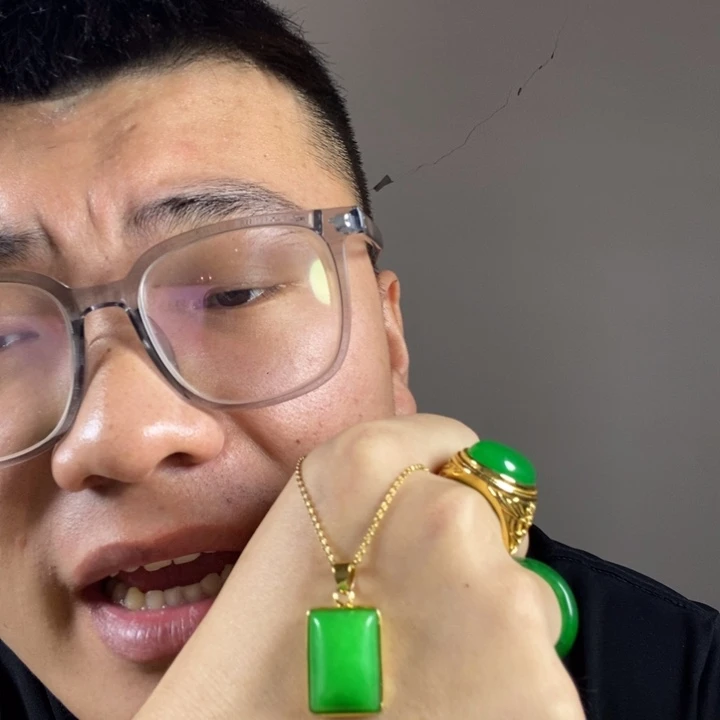 颈饰未镶嵌翡翠高端时尚小方牌吊坠