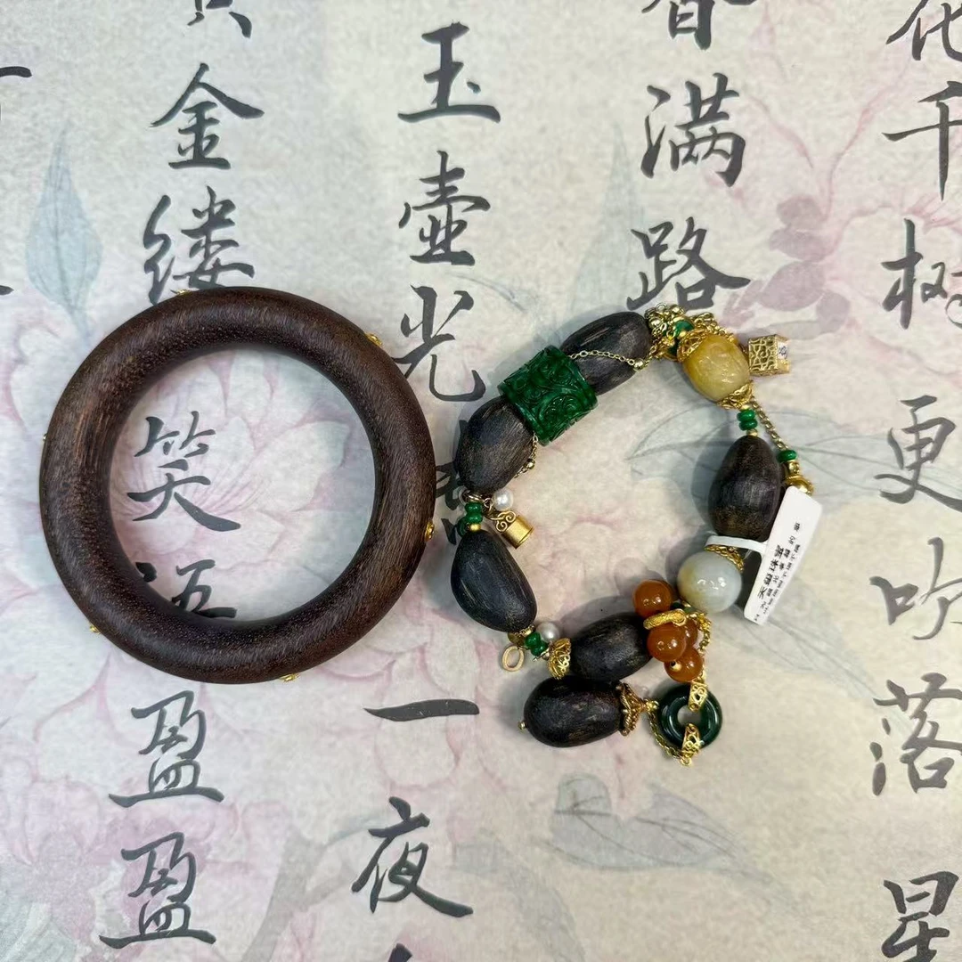 非金属木质手镯 特色个性款木质手镯