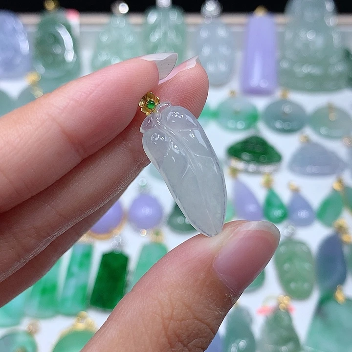 翡翠18K金镶嵌颈饰翡翠
