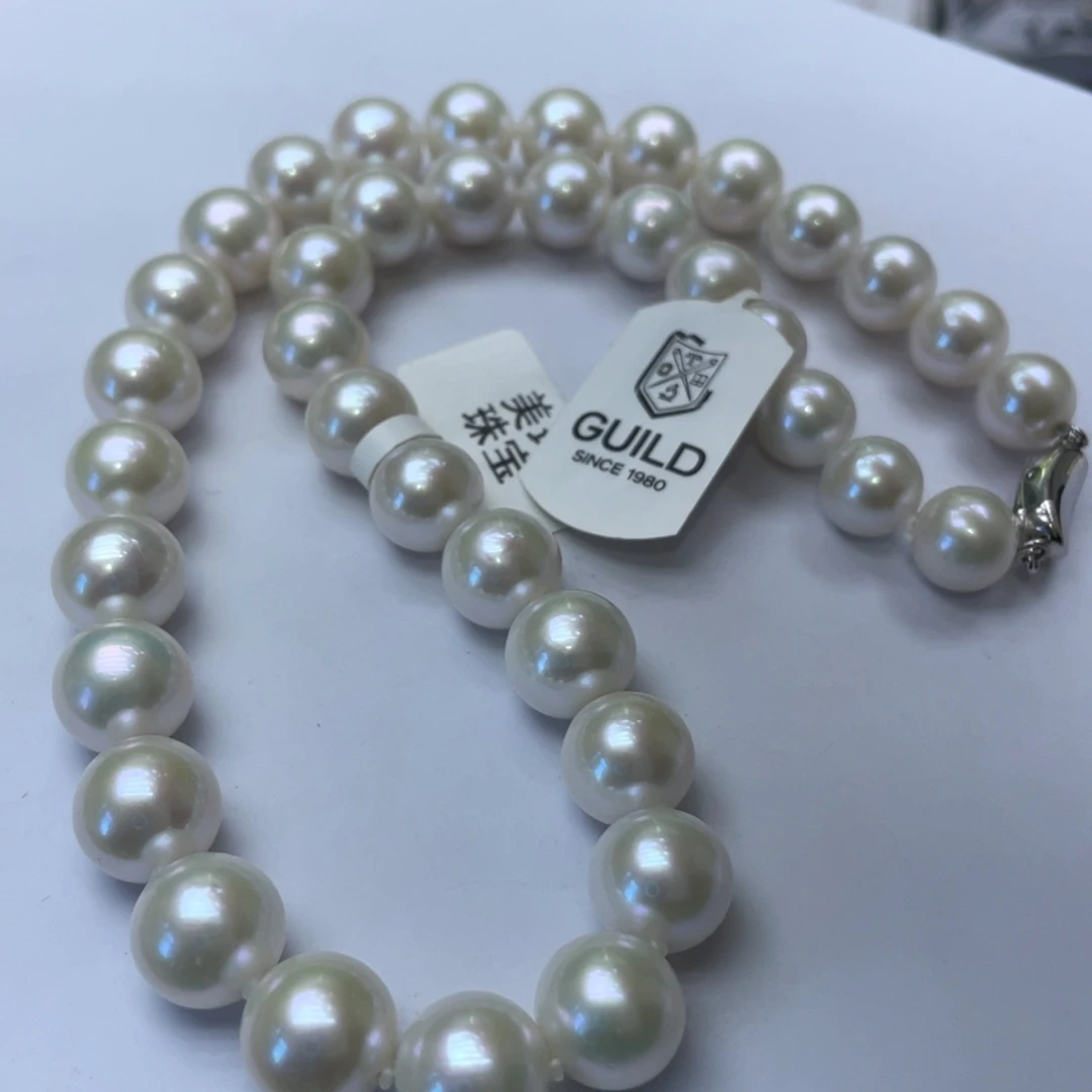 未镶嵌颈饰淡水珍珠带吉尔德大证