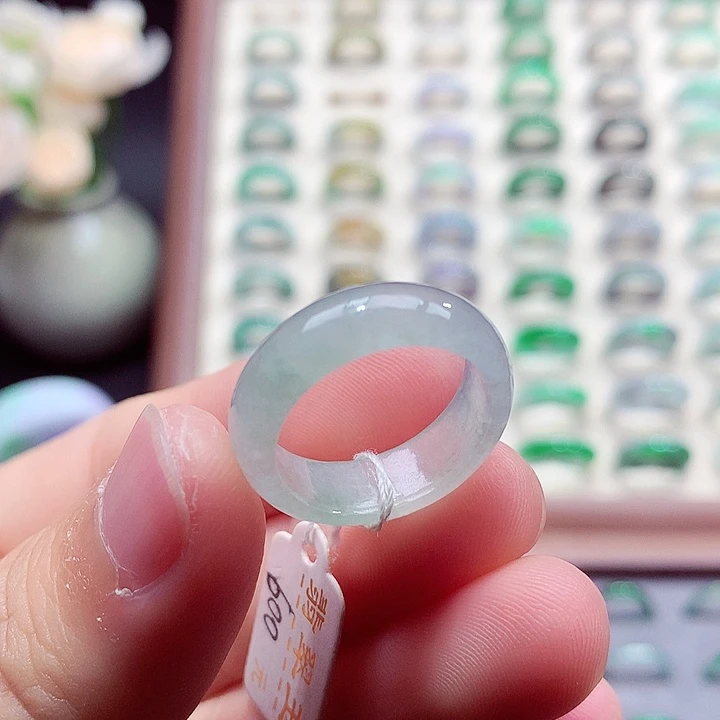 翡翠未镶嵌戒指16号