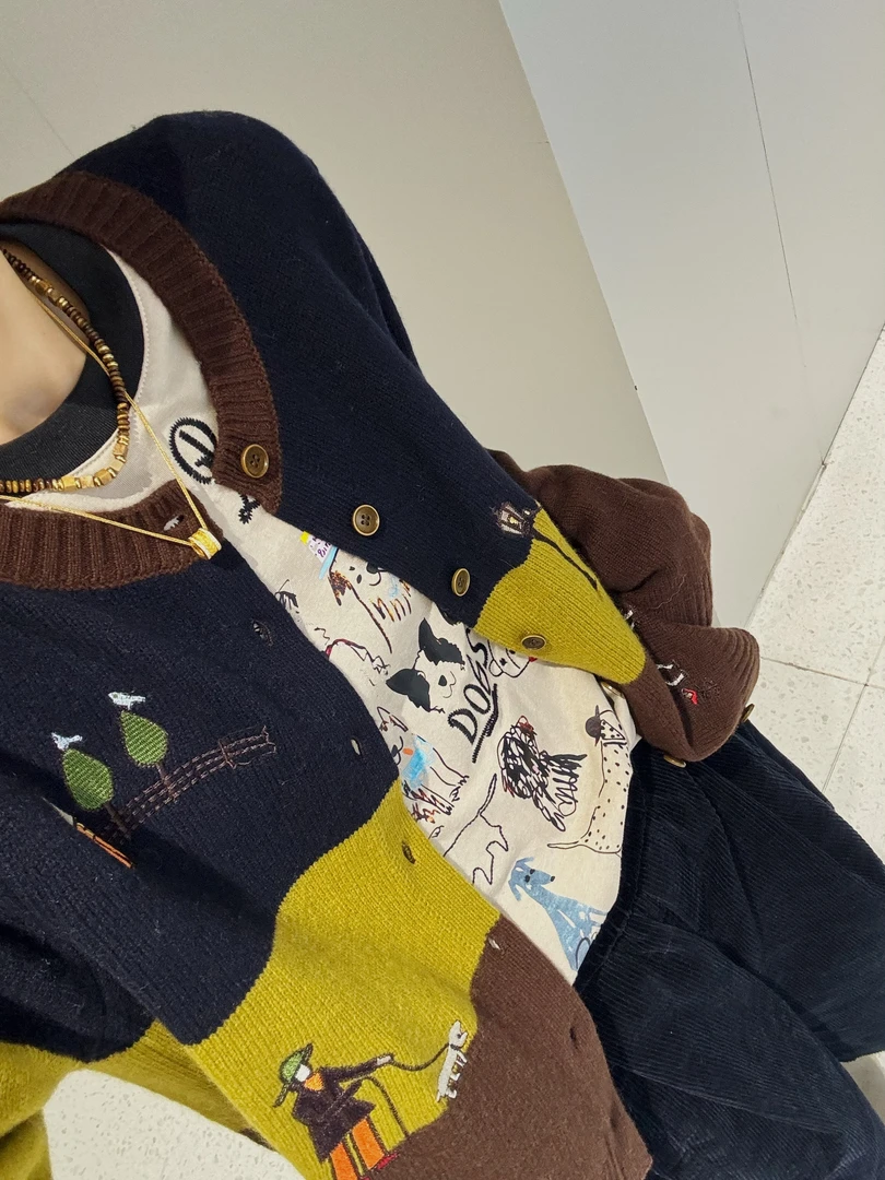 吧吧啦-卡通刺绣毛衣开衫