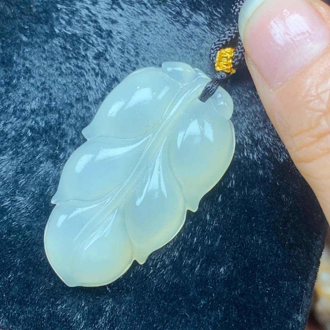 未镶嵌石英质玉（黄龙玉）吊坠(不含链)