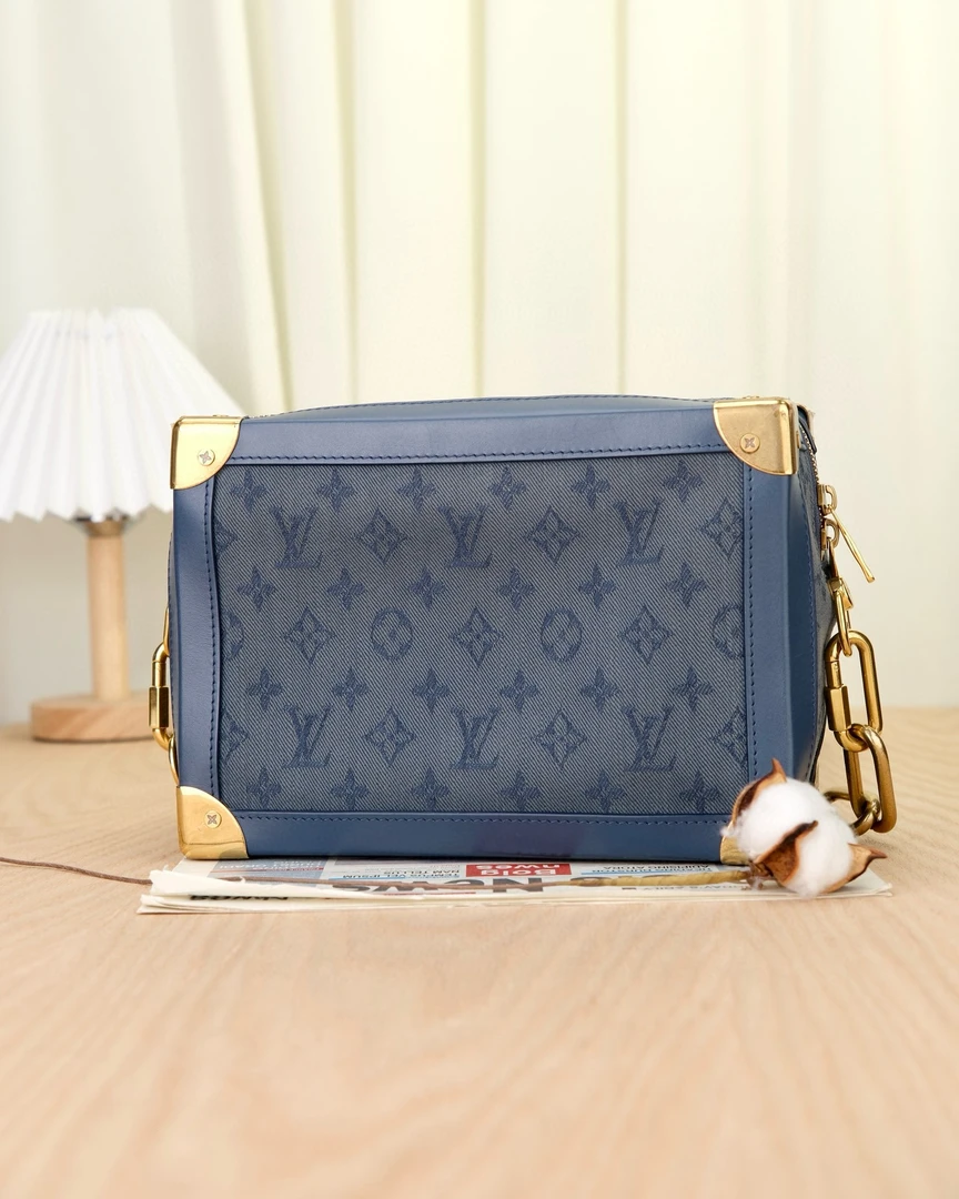 99新 LouisVuitton/路易威登 7233 Lv 金链牛仔大盒子