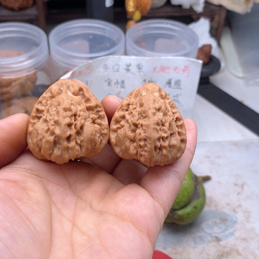 吊坠文玩核桃35三角官帽小修