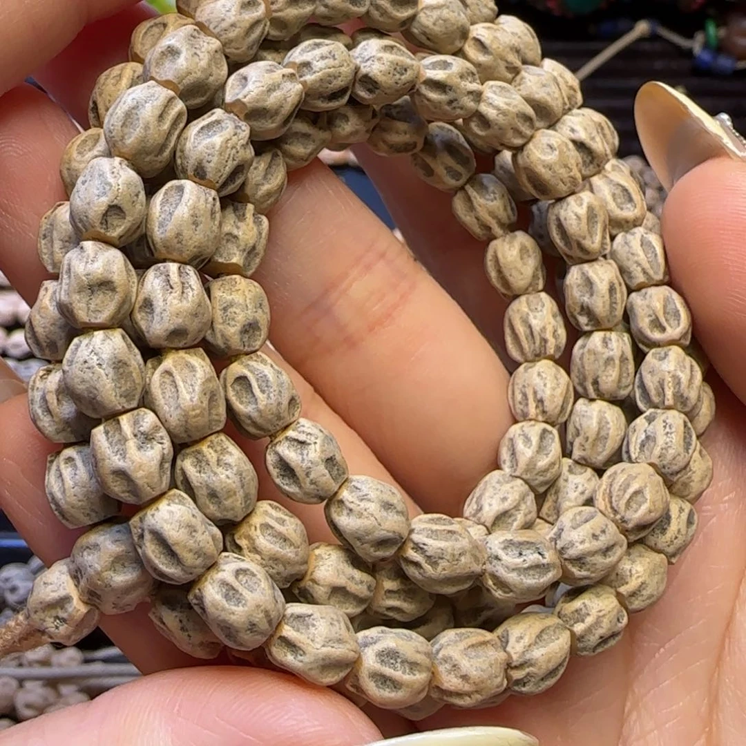 柏香籽/百香籽吊坠