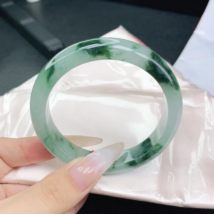 翡翠未镶嵌手镯57-58圈口