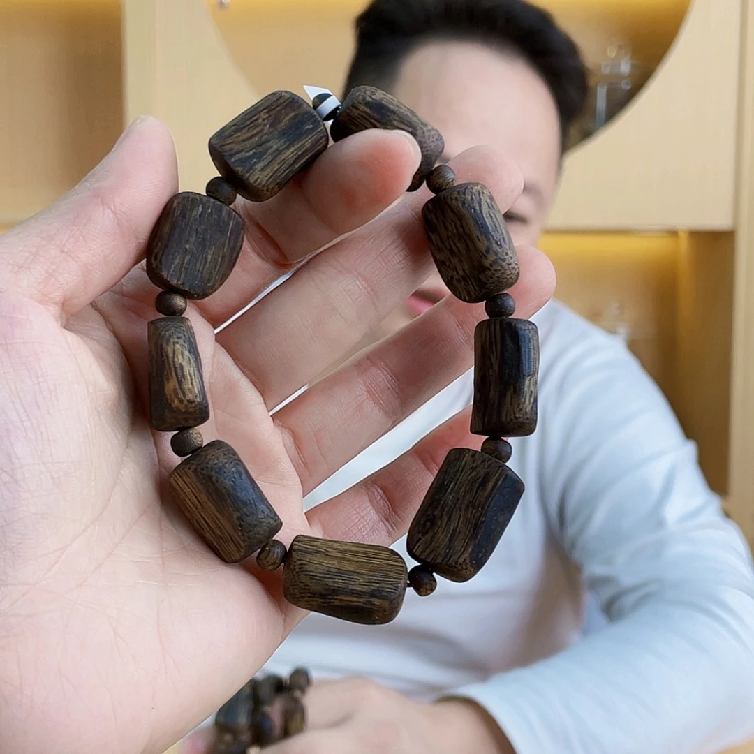 沉香碎屑沉香棋楠黑油树心油随形单圈1.5/16克多样性发一