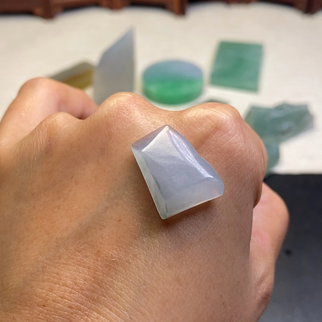 定制翡翠未镶嵌天然缅甸翡翠A货