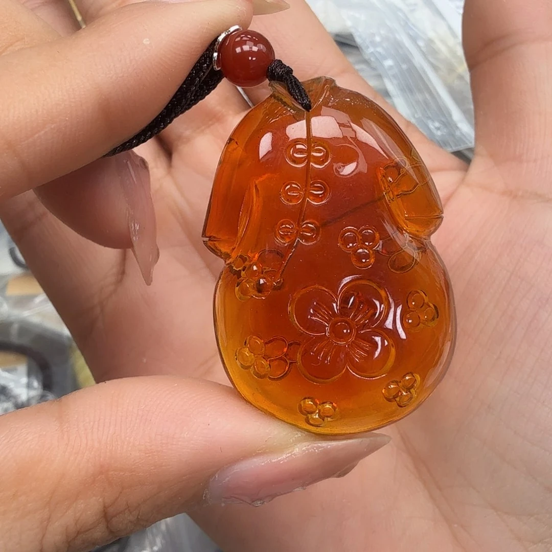 未镶嵌琥珀裸石你好