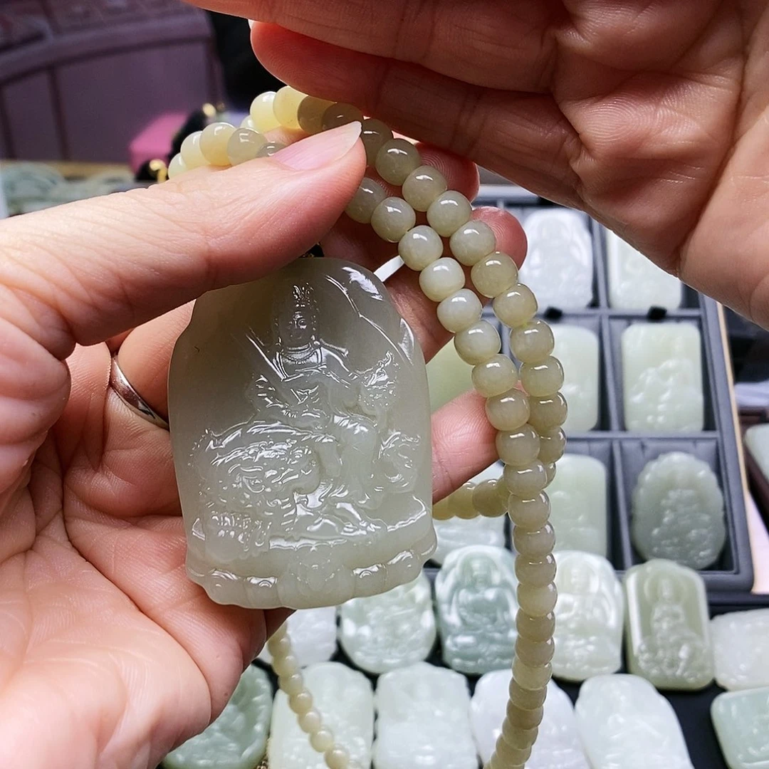 和田玉颈饰未镶嵌·