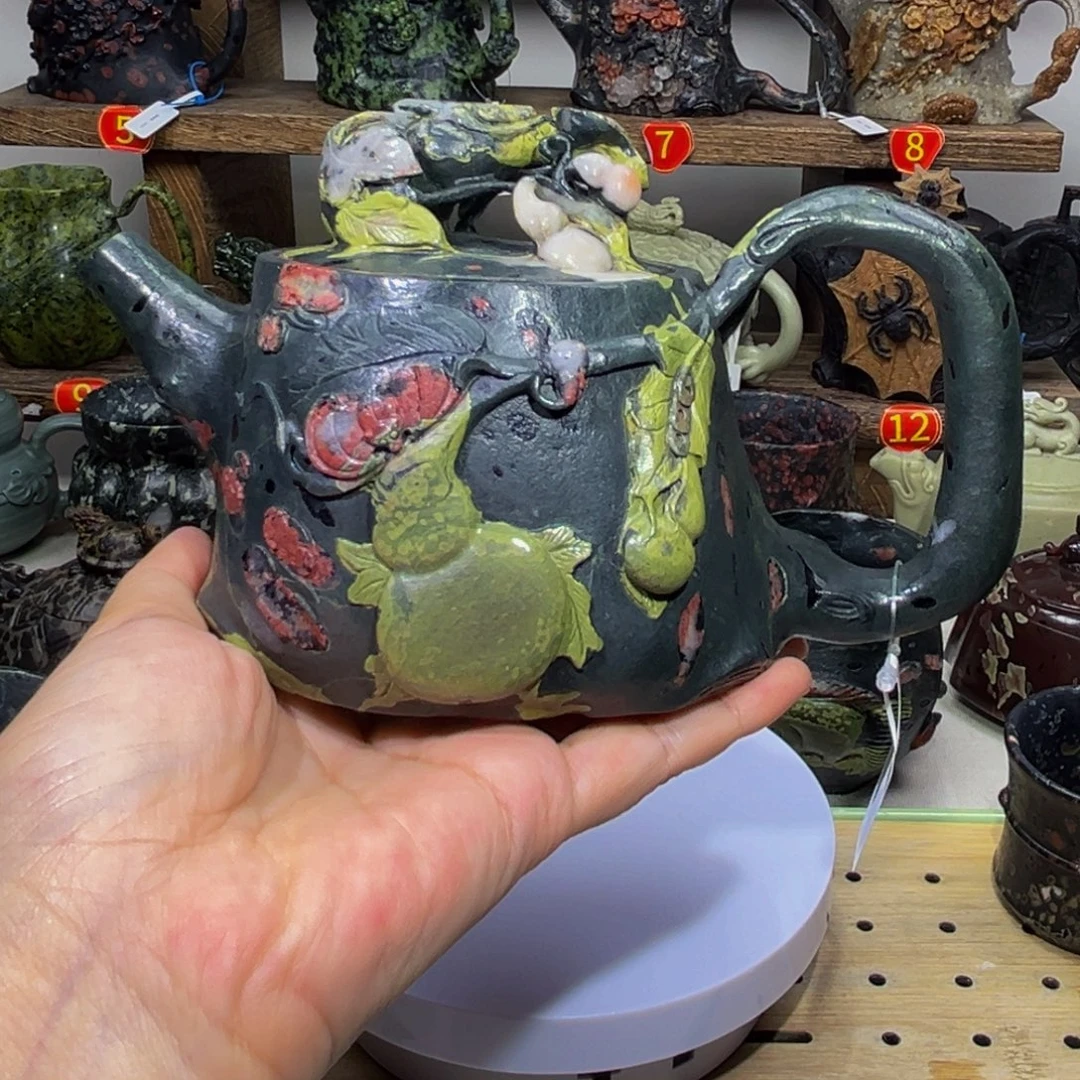晴***天石材梅花玉安山玉精品壶