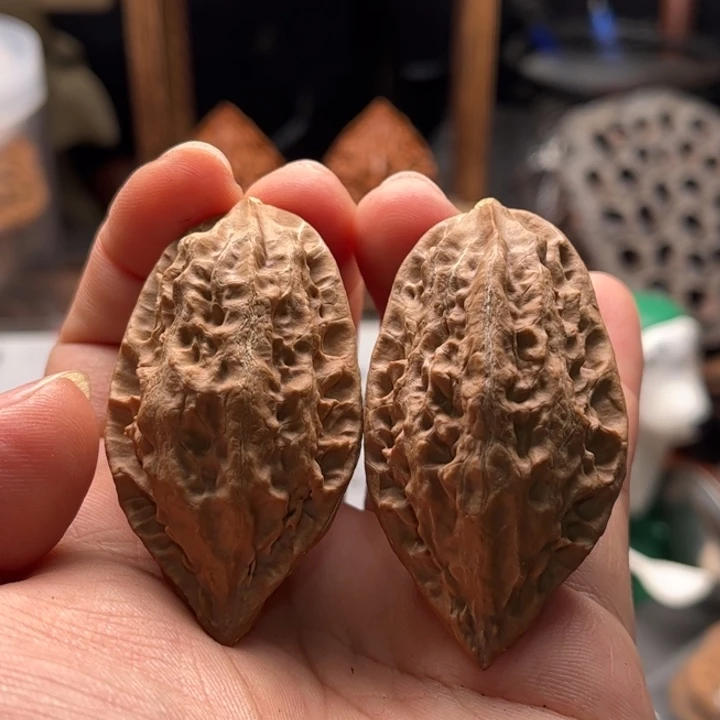 文玩核桃把件楸大胖70