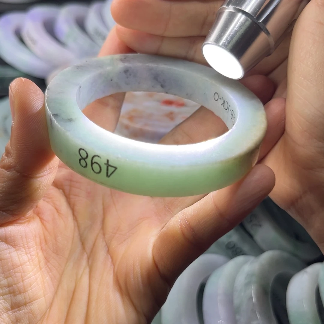 定制翡翠手镯未镶嵌