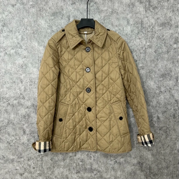 95新 BURBERRY/博柏利 Burberry卡其色菱格棉服