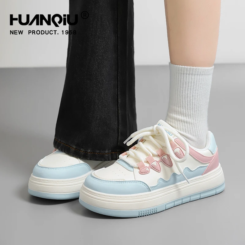 环球韩系厚底小白鞋女秋季2025新款爆款板鞋百搭超火学生运动鞋子