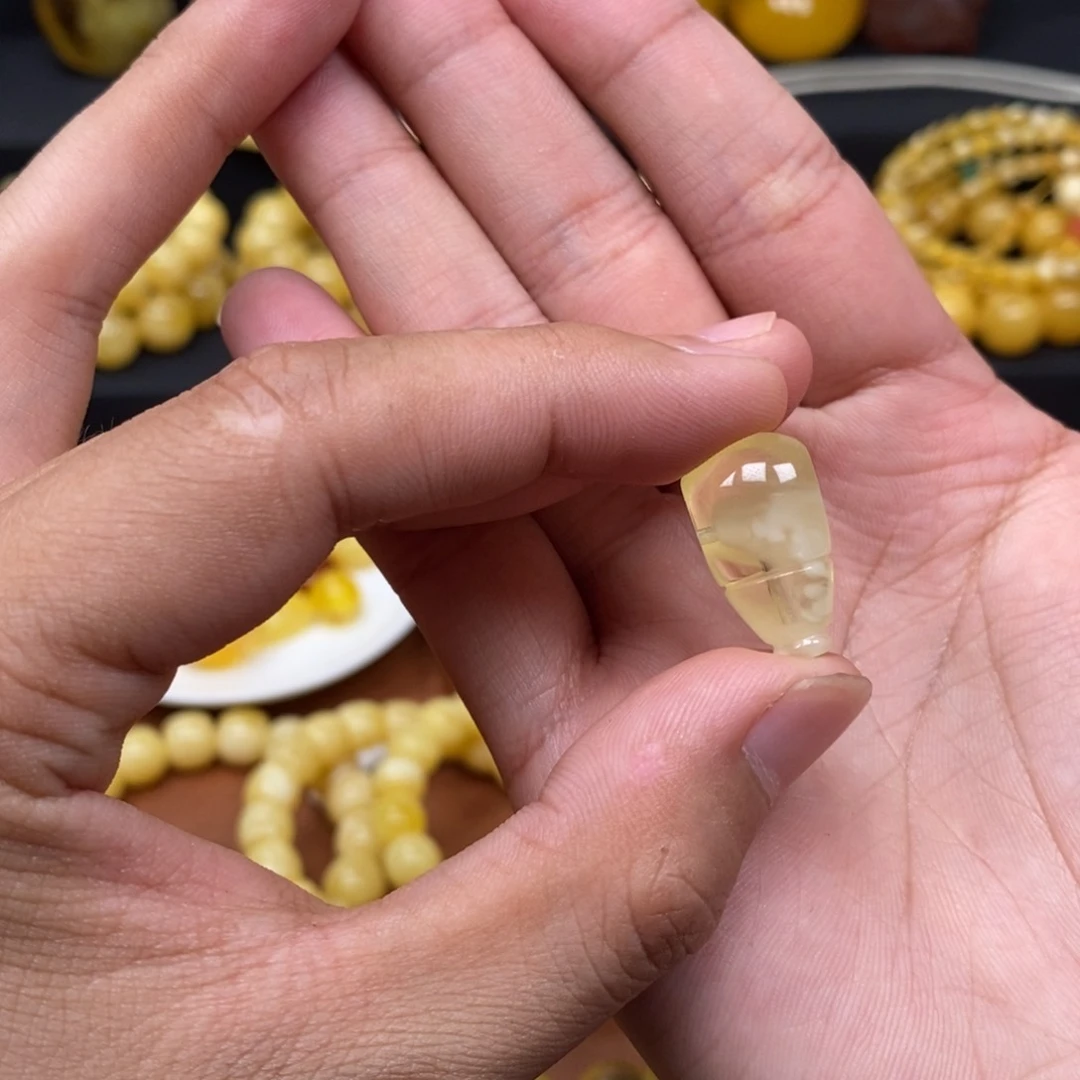 未镶嵌琥珀裸石意境三通