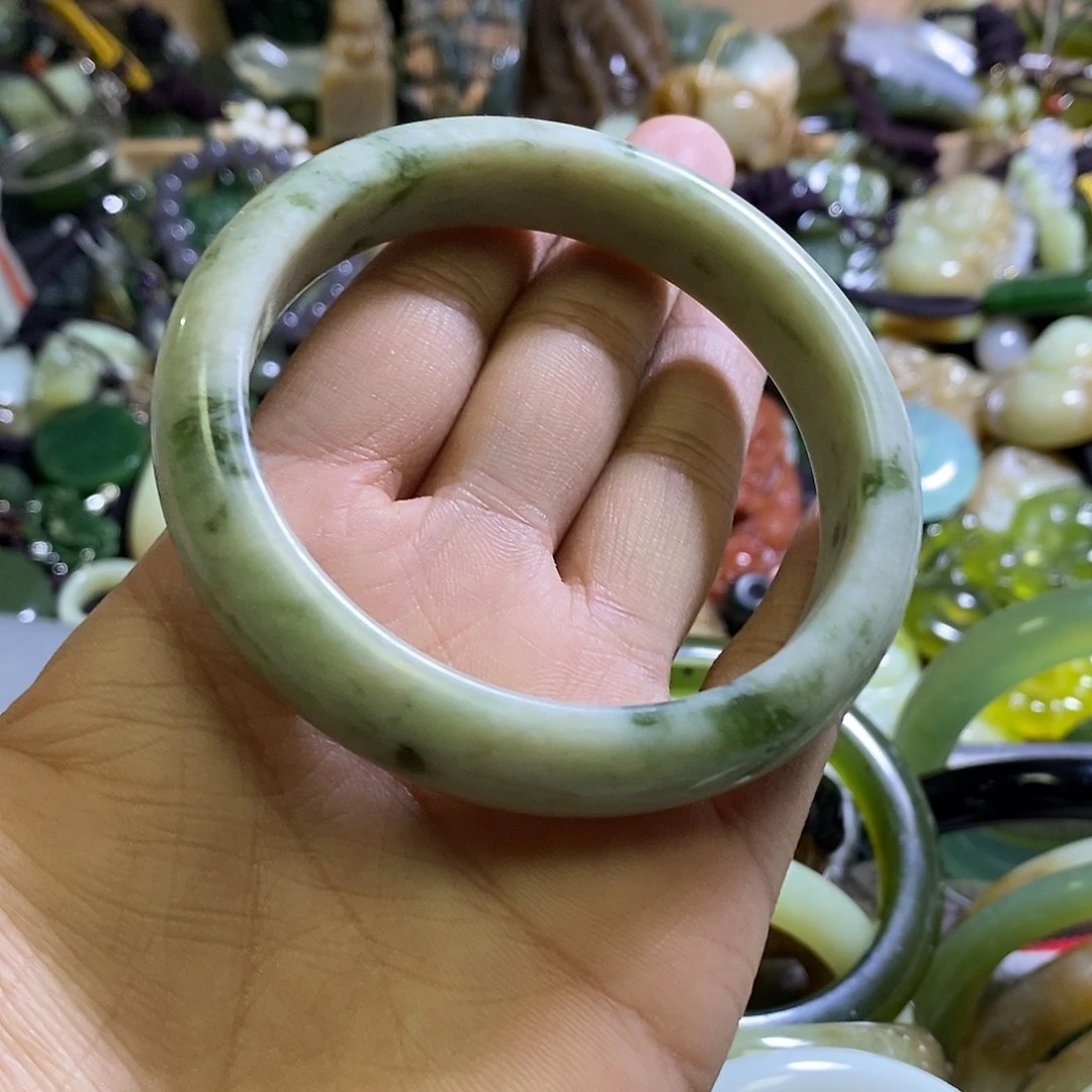 未镶嵌透闪石-蛇纹石玉手镯62口径