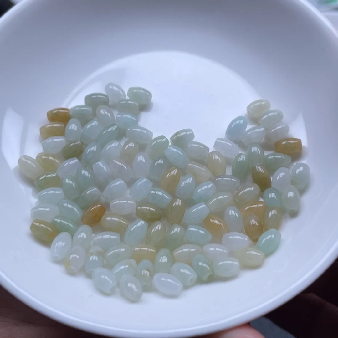 翡翠未镶嵌颈饰米珠卡6✖️4发100颗