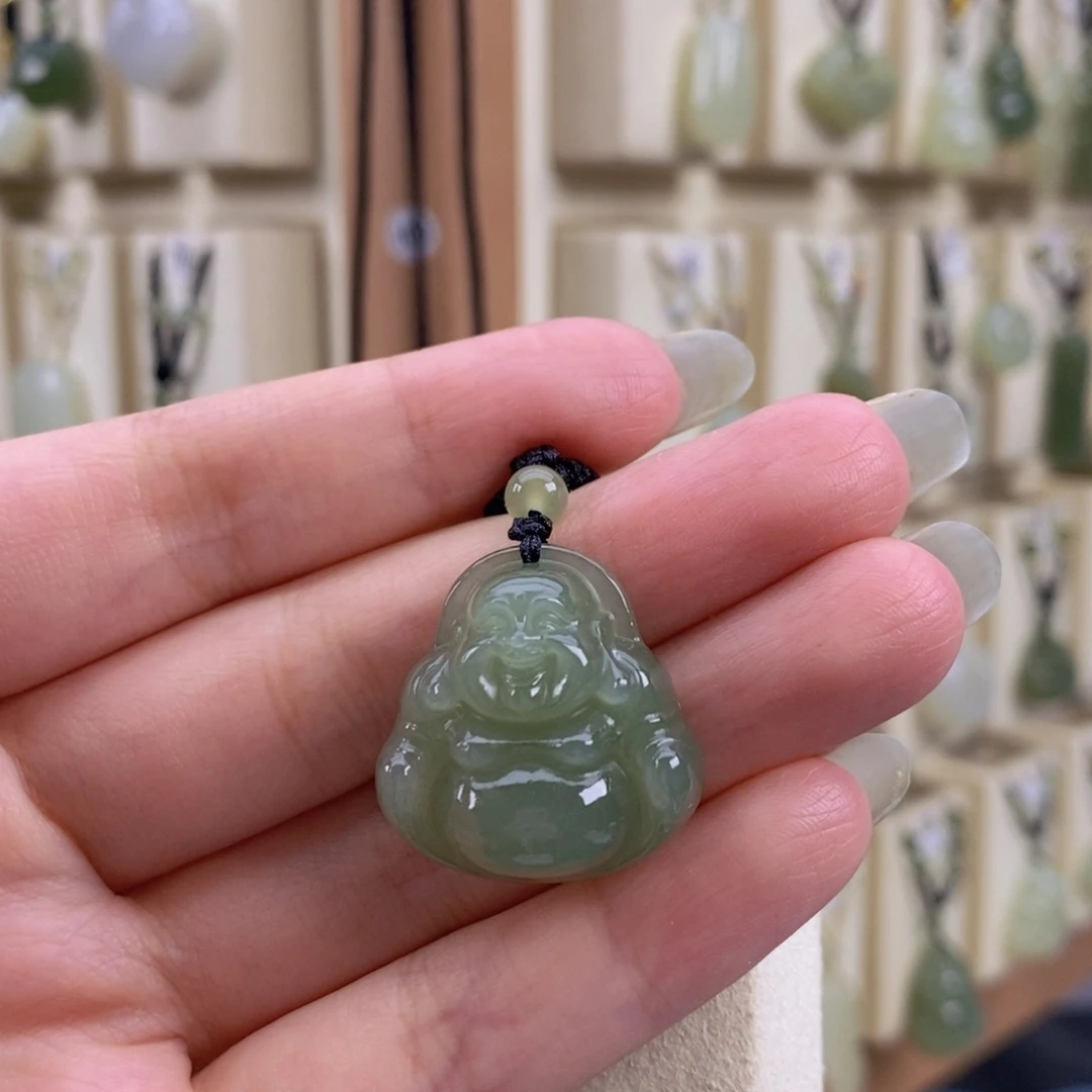 树***飘和田玉未镶嵌颈饰