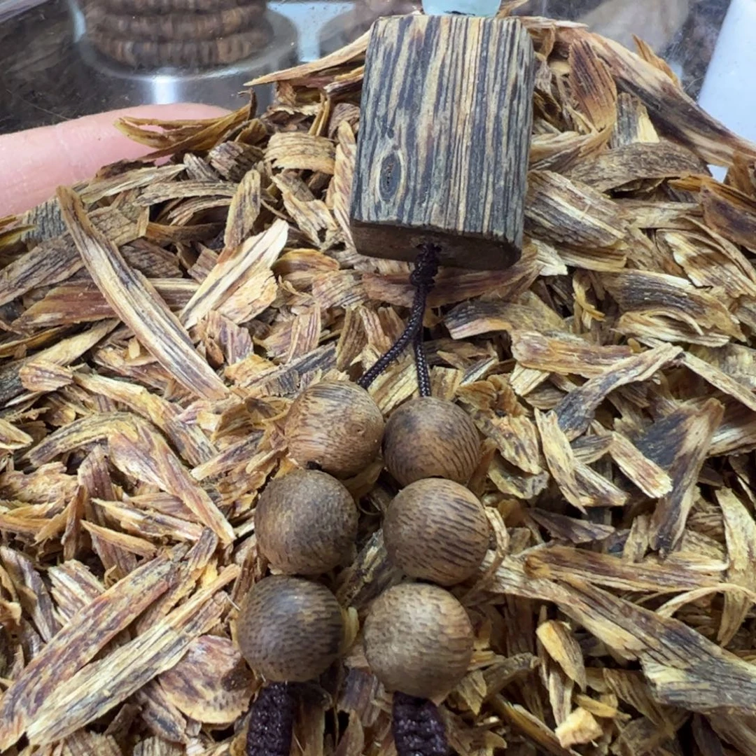 沉香碎屑沉香奇楠素牌3.5克