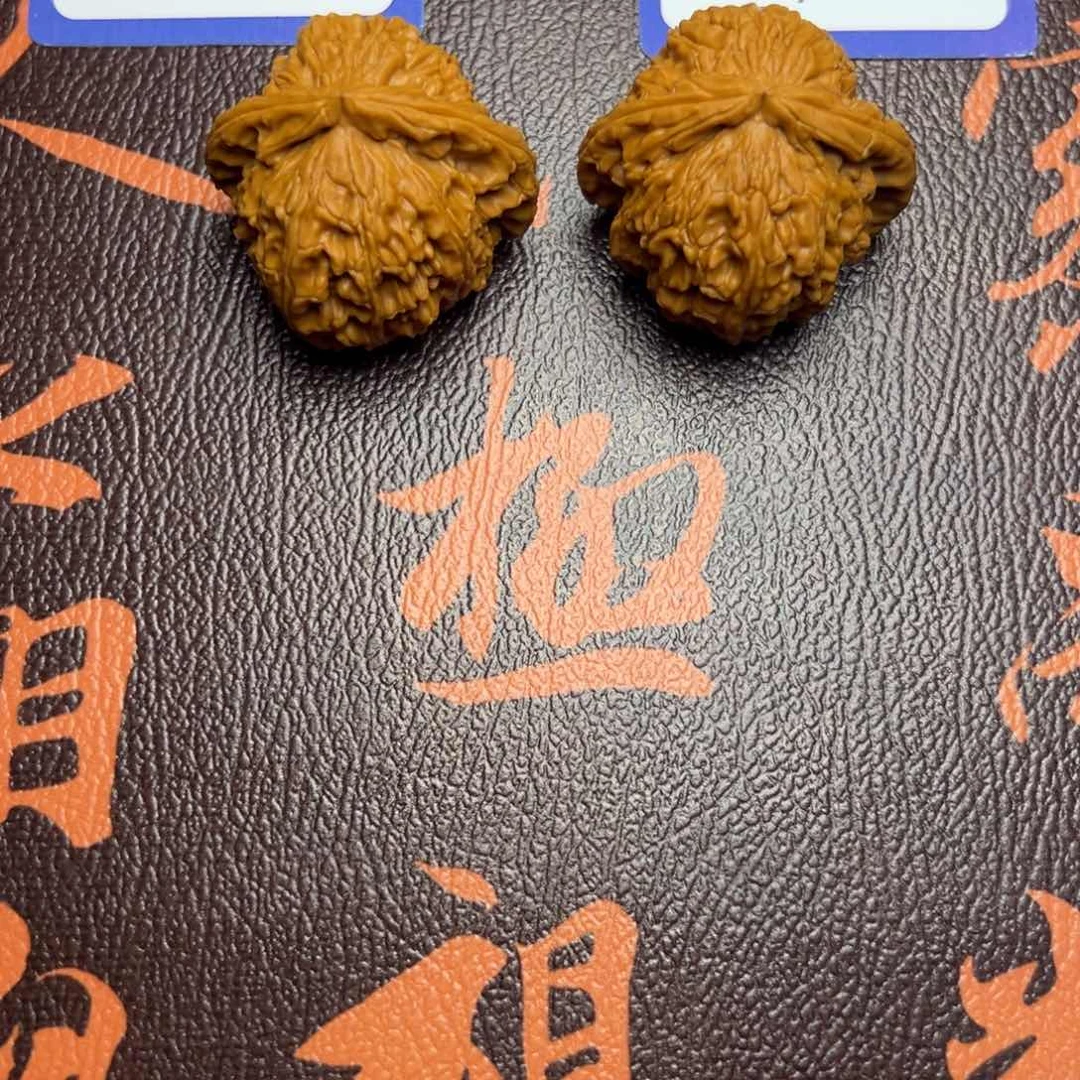 棋***棋文玩核桃把件328三角白全品42