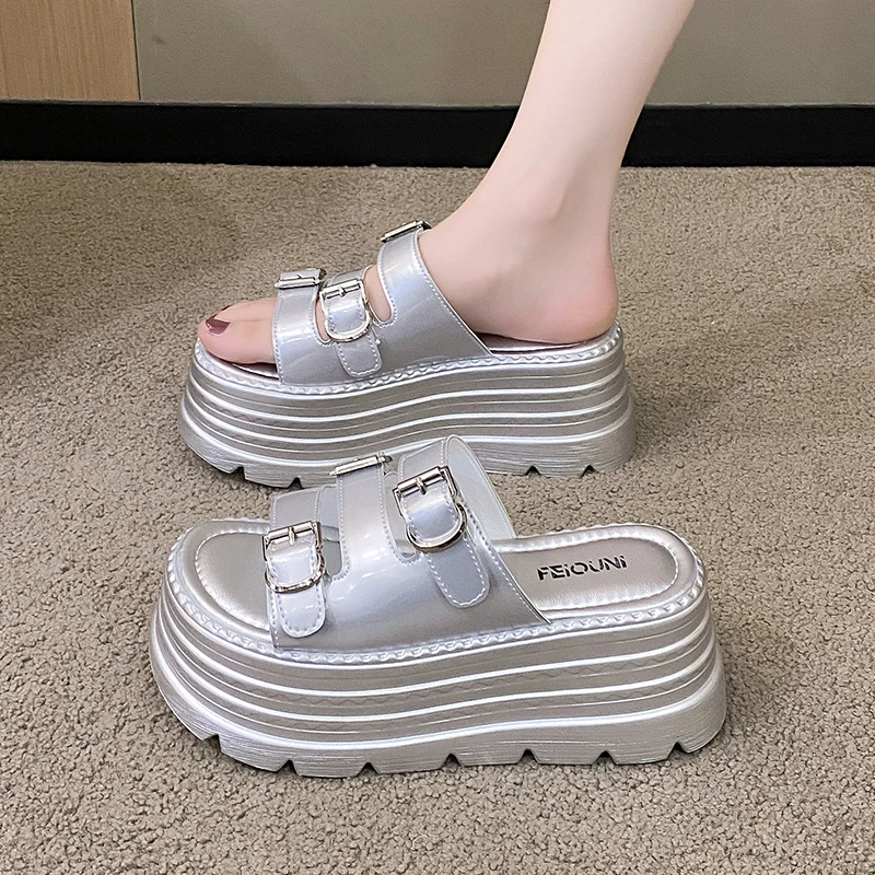 一字拖鞋女2025新款夏季外穿时尚厚底仙女风配裙子增高女士凉拖鞋