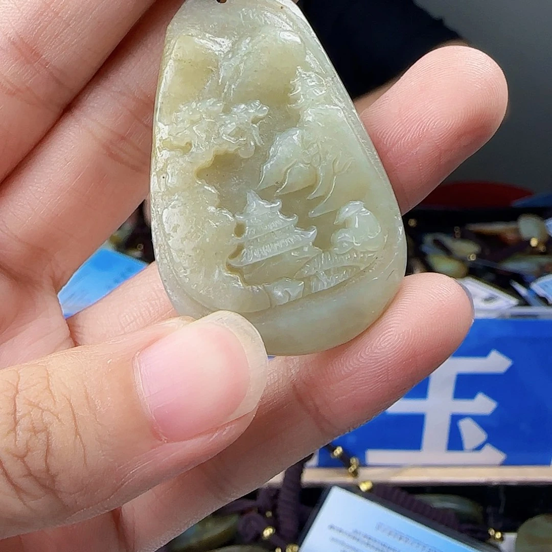 和田玉未镶嵌挂件