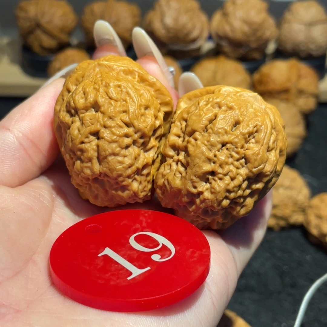 金瓜子百花半壁41尺51克